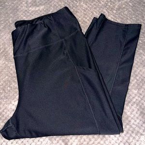 Black Capri Leggings